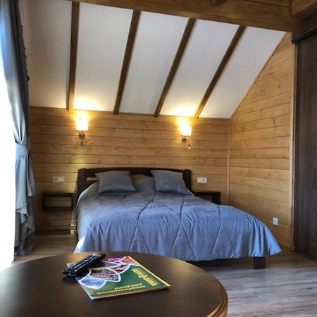 Cottage Familiya Verkhovijna Eksteriør bilde