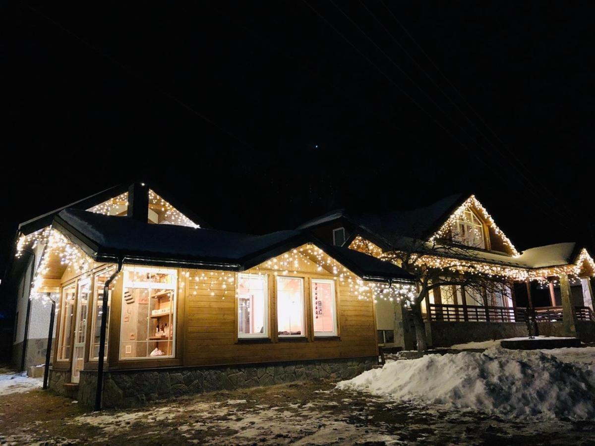 Cottage Familiya Verkhovijna Eksteriør bilde